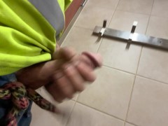 Beating it at work - Screenshot 5 of 16 - Stroking At Work
