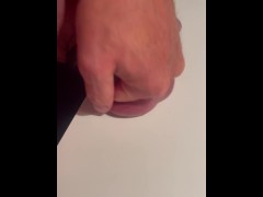 Busting balls on the table - Screenshot 7 of 16 - Stretched Balls