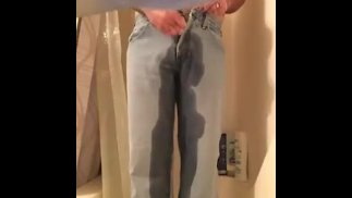Штаны Писает и кончает