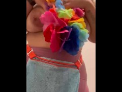 teasing dancing - Screenshot 10 of 16 - Huge Boobs