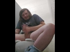 Needed some bathroom time at work. FAN REQUEST