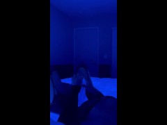 Black light fun - Screenshot 5 of 16 - Pussy Teasing