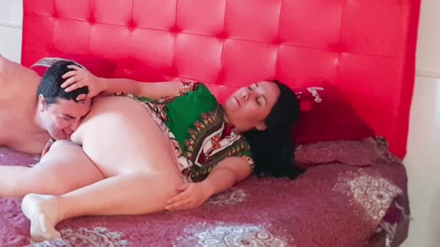 Hot stepmom gets caught having morning sex while cheating on her cuckold husband