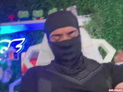 Masked man milks his dominant cock - Screenshot 10 of 16 - Man Whimpering