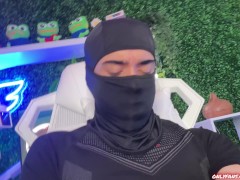 Masked man milks his dominant cock - Screenshot 11 of 16 - Mask Man