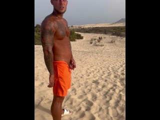 Soft Piss Penis in the Desert🥵