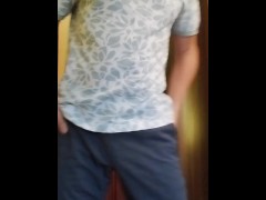 Танцую с приспущенными штанами для подружек - Screenshot 1 of 16 - Dancing