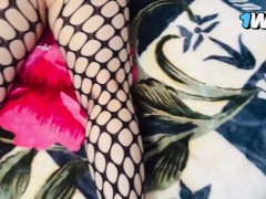 دوست پسر کیر کلفتم اومد خونه منو بکنه که شوهرم رسید اونم همیاری کرد جلو شوهرم کسم جر داد  mino3some 10/16