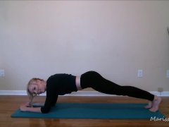 Yoga Instructor Marissa Sweet's Exposed Bellybutton, Whaletail And Feet