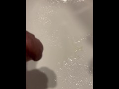 Pissing in the sink close up