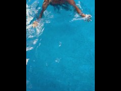 SURPRISE Under Water💦 - Screenshot 5 of 16 - Brunette