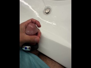 Handsfree Orgasm. Huge Cumload