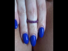 After a hard-working day, I’m checking the wet pussy’s springiness💦