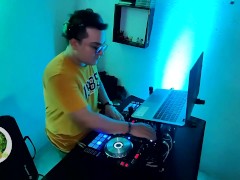 Mix of music to make love