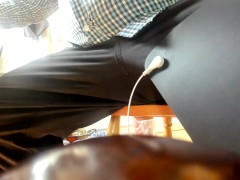 testing grounding - Screenshot 4 of 16 - Webcam