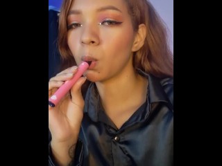 курящий вейпер