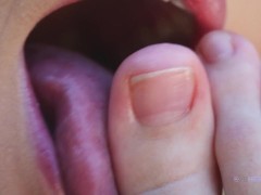 JOI Foot Tease with Amber Moore - Screenshot 5 of 16 - Foot Porn