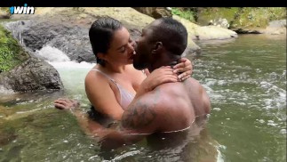 Horny colombian milf shows me her big tits outdoors and we fuck inside the river