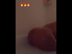 Shaking Phat brown ass In spiritual Bath