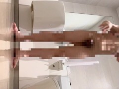 公衆トイレで羞恥オナニー【日本人20代ドM大学生 口枷 目隠し 露出】 - Screenshot 14 of 16 - 目隠し