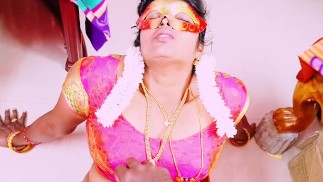 Indian housewife fucked fake baba telugu dirty talks.  కోసం స్వామీజీ తో దెంగించుకున్న ఆంటీ