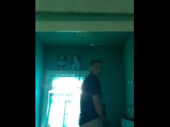 jerkinoff🍆🍆🍆 - Screenshot 4 of 16 - Hot Guy Big Dick