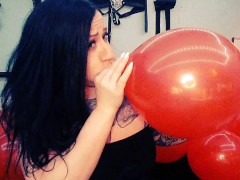 Inflating Balloons - Screenshot 16 of 16 - Balloon Fetish