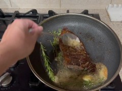 Latina lays juices on top of American meat