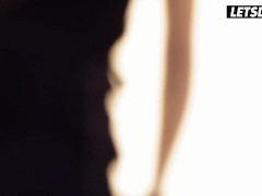 Stepsis really wants my cock - Screenshot 1 of 16 - Letsdoeit