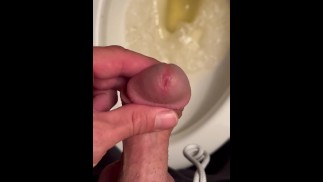 College Boy Dorm Morgen pissen - Dane Coxx