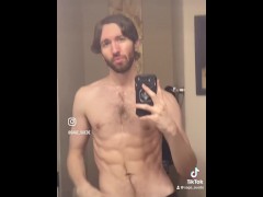 Mirror selfie abs - Screenshot 15 of 16 - Muscle Man
