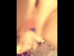 Solo girl masterbation