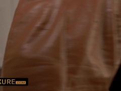 Mailyne is shared by her husband - Screenshot 3 of 16 - Threesome