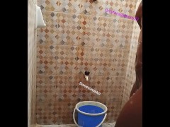 Cold shower 🥶 - Screenshot 2 of 16 - Bathroom