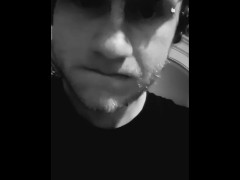 Shake that shlong! - Screenshot 1 of 16 - Black And White