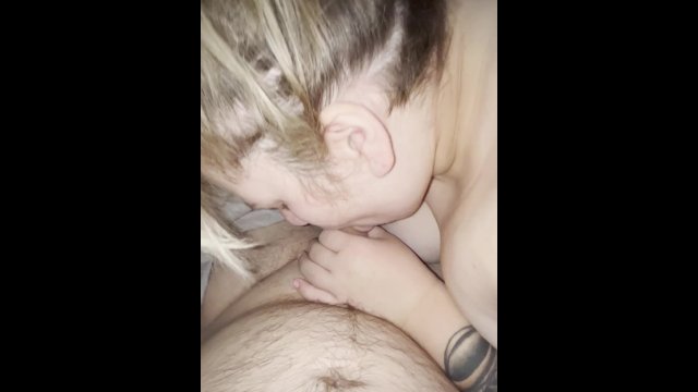 Sucking daddies cock