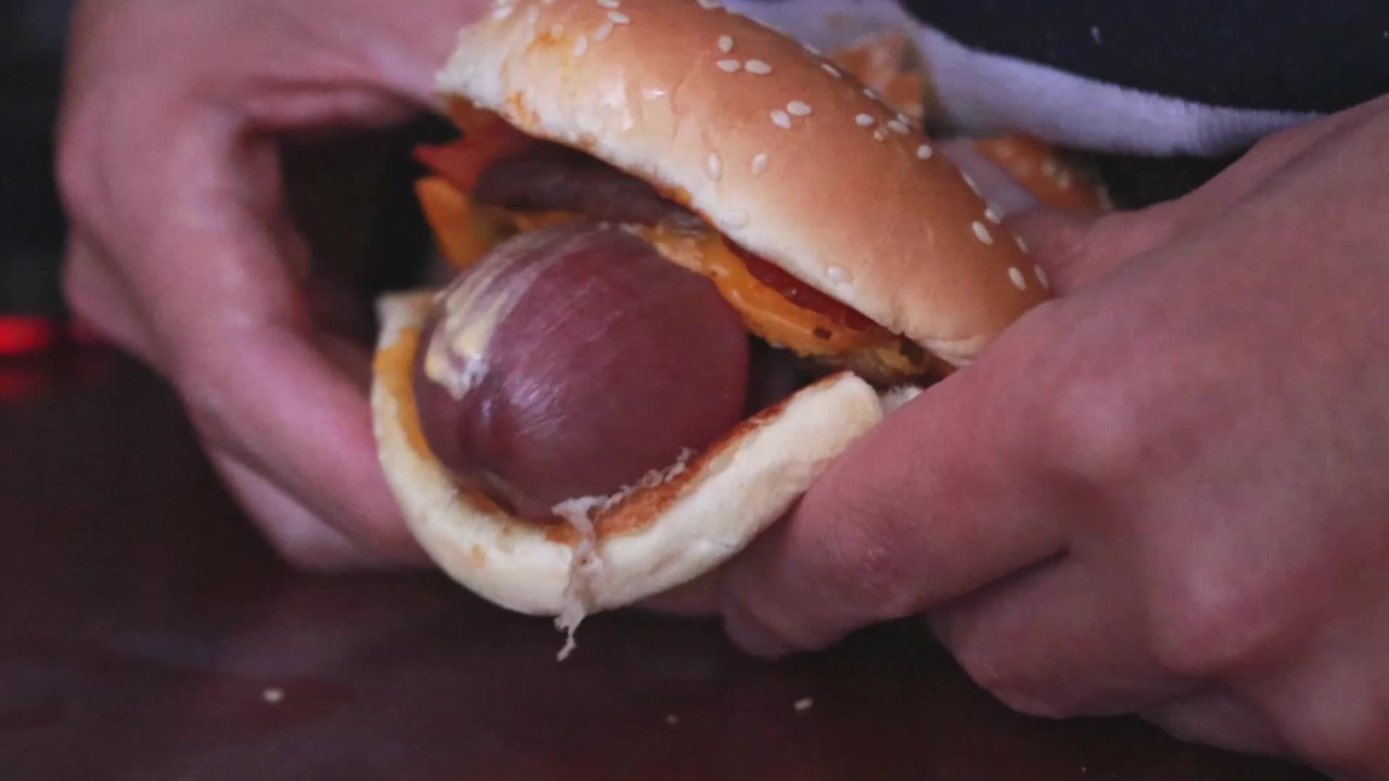 I was so horny I fucked a Mcdonalds cheeseburger and filled it with cum