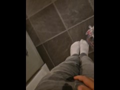 Quick pants pissing - Screenshot 6 of 16 - Jeans Piss