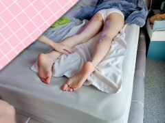 我被上门按摩摸到淫水直流呻吟不止，只好献出小穴当作小费补偿他 - Screenshot 2 of 16 - Chinese Model
