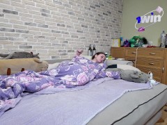 Enjoying my favorite toy - Screenshot 1 of 16 - Solo