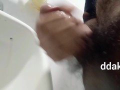 DAD CUMSHOT IN THE PUBLIC COMFORT ROOM!💦(TATAY SEKYU NAG JAKOL SA CR PAGKATAPOS UMIHI)