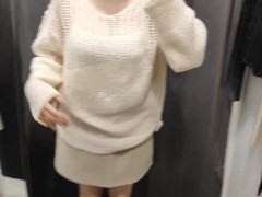 Big boobs without a bra in the fitting room - Screenshot 16 of 16 - Ohmyhotter