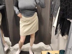 Big boobs without a bra in the fitting room - Screenshot 5 of 16 - Public
