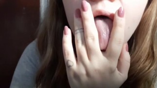 ASMR ЗВУКИ РТА ПАЛЬЦЫ ФЕТИШ