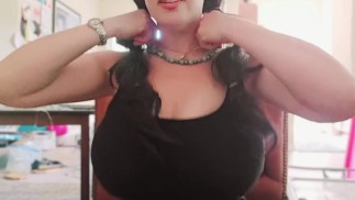 Bouncing Water Balloon Tits for Strangers
