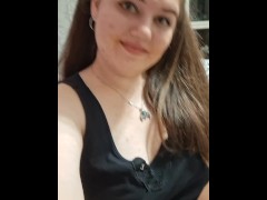 sexy college girl pisses her privates before bedtime