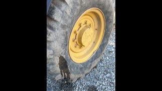 Auf Baumaschine gepisst - Dane Coxx