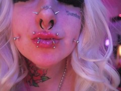 Tattooed Blonde Bimbo JOI sloppy BJ - Screenshot 3 of 16 - Sloppy Blowjob