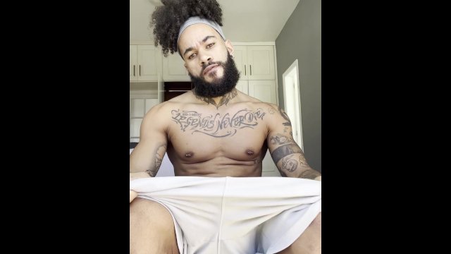 Tattoed muscle brazilian Andy Rodrigues cuming