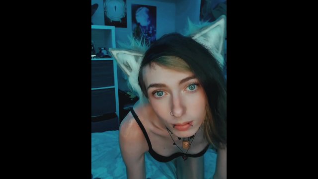 Trans Cat Girl plays with herself to music